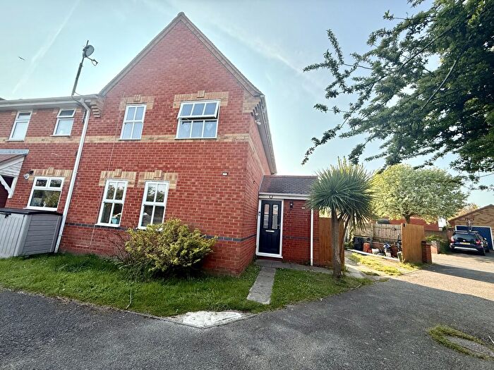 3 Bedroom Terraced House To Rent In Haddon Park, Colchester, Essex, CO1