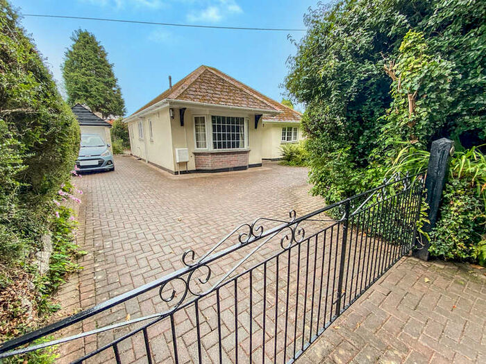 Houses for sale & to rent in TR3 6HF, Lanyon Road, Feock And Playing