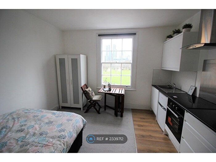 Studio To Rent In Kennington Lane, Vauxhall, SE11