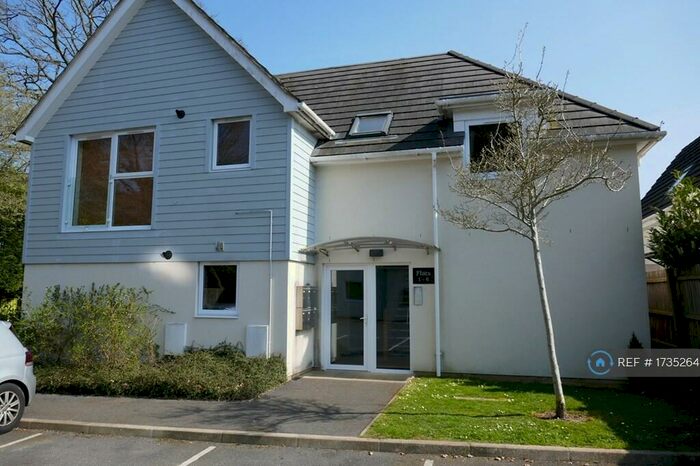 1 Bedroom Flat To Rent In Wareham Road, Corfe Mullen, Wimborne, BH21