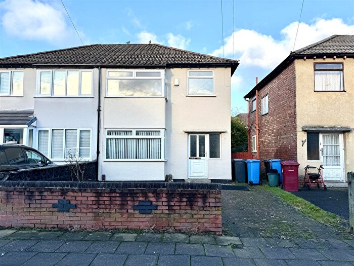 3 Bedroom Semi Detached House For Sale In Hilary Avenue, Liverpool, L14