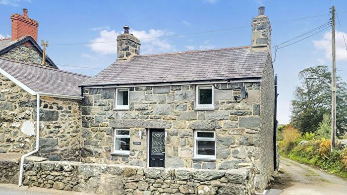 2 Bedroom House For Sale In Frondeg, Dyffryn Ardudwy, LL44