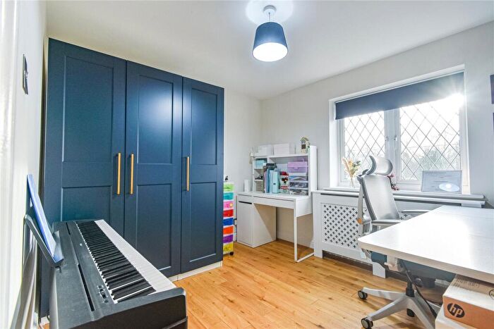 4 Bedroom Detached House For Sale In Stoney Lane, Ashmore Green, Thatcham, Berkshire, RG18