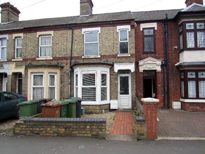 1 Bedroom Flat To Rent In Lincoln Road, Millfield, Peterborough, PE1