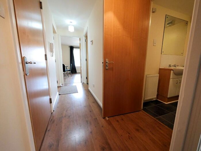 1 Bedroom Flat To Rent In Bethlehem Way, Lochend, Edinburgh, EH7