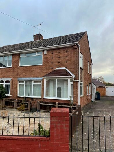 3 Bedroom Property To Rent In Coronation Road, Wednesbury WS10