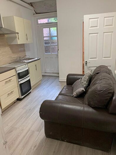 2 Bedroom Flat To Rent In Ash Tree Road, Crumpsall, Manchester, M8