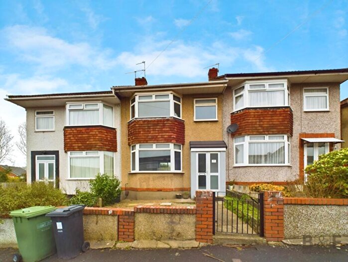 3 Bedroom Terraced House To Rent In York Road, Staple Hill, BS16