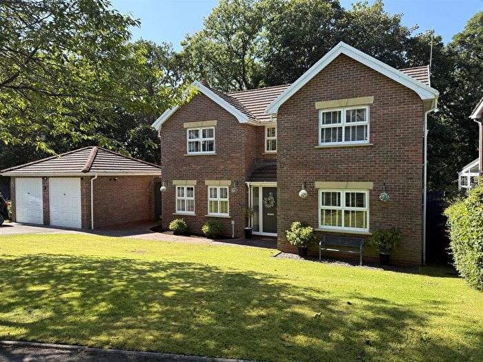 4 Bedroom Detached House For Sale In Princess Drive, Neath, SA10