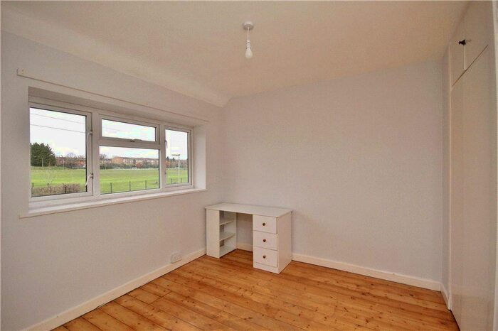 1 Bedroom Property To Rent In Larch Avenue, Guildford, Surrey, GU1