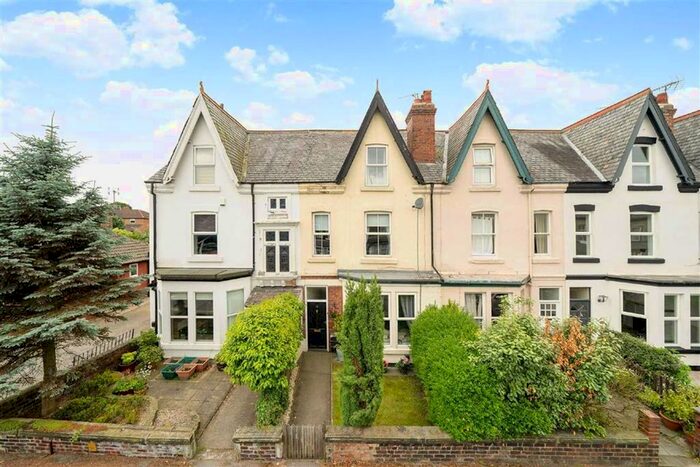 4 Bedroom Terraced House To Rent In West Lea Avenue, Harrogate, North Yorkshire HG2