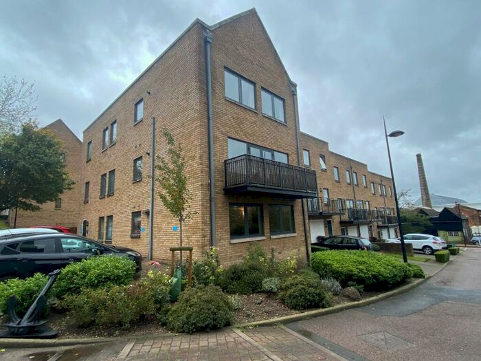 2 Bedroom Apartment To Rent In Marc Brunel Way, Chatham, ME4