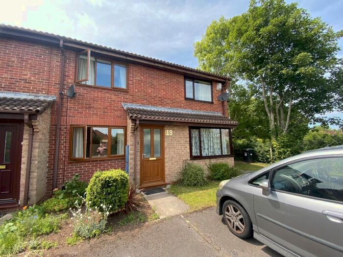 2 Bedroom Terraced House To Rent In St. Margarets Court, Taunton, TA1