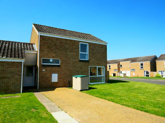 4 Bedroom End Of Terrace House To Rent In Sycamore Walk, Raf Lakenheath, Brandon, IP27
