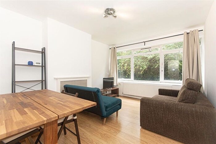 1 Bedroom Flat To Rent In Augustus Road, London, SW19