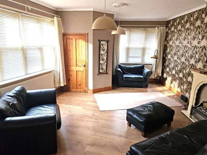 1 Bedroom Flat To Rent In Beatrice Road, Leicester, LE3