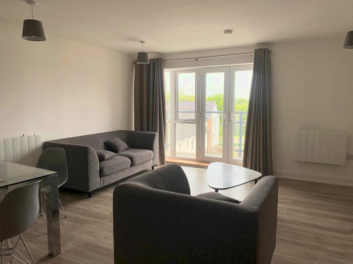 1 Bedroom Flat To Rent In Holmbush Mews, Faygate, Horsham, RH12