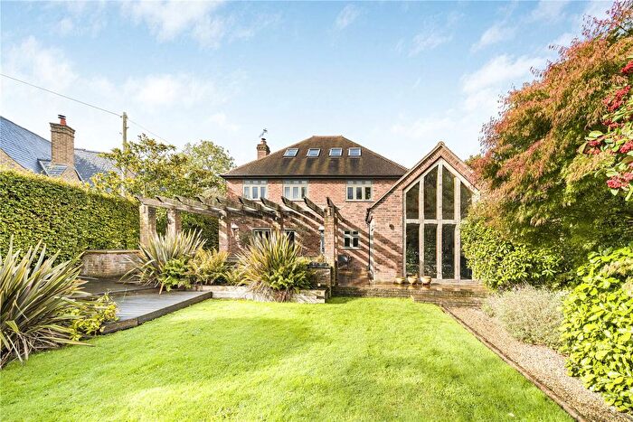 5 Bedroom Detached House For Sale In West Broyle Drive, Chichester, PO19