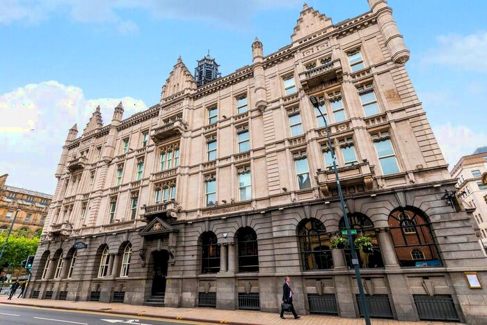 2 Bedroom Apartment To Rent In Pearl Chambers, East Parade/Park Row, Leeds, LS1