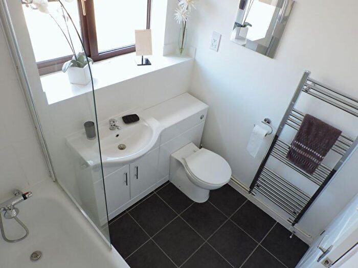 1 Bedroom Flat To Rent In Binfields Close, Basingstoke, RG24
