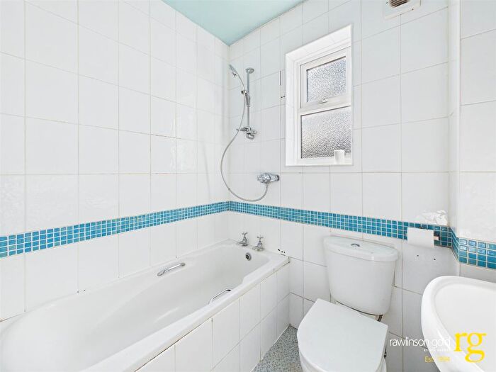 3 Bedroom Terraced House For Sale In Fairholme Road, Harrow, HA1
