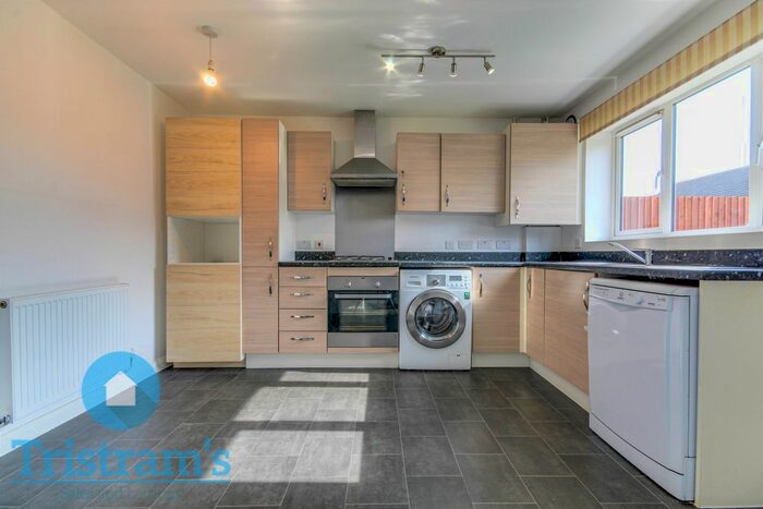 2 Bedroom Semi-Detached House For Sale In Pearce Drive, Nottingham, NG8