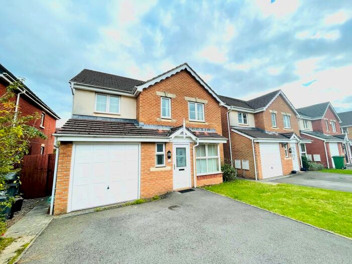 4 Bedroom Detached House To Rent In Milestone Close, Cardiff, CF14
