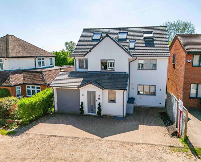 5 Bedroom Detached House For Sale In Cavan Road, Redbourn, St. Albans, Hertfordshire, AL3