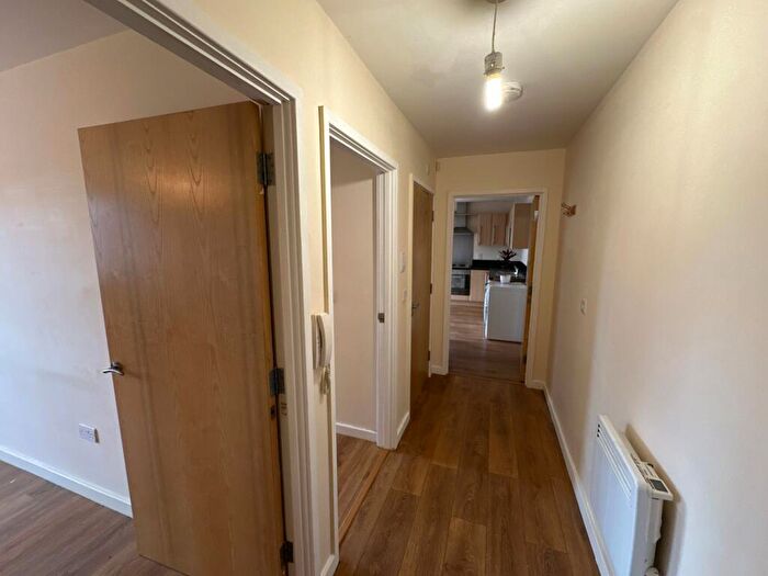 2 Bedroom Flat For Sale In Goosemoor Lane, Goosemoor House, B23