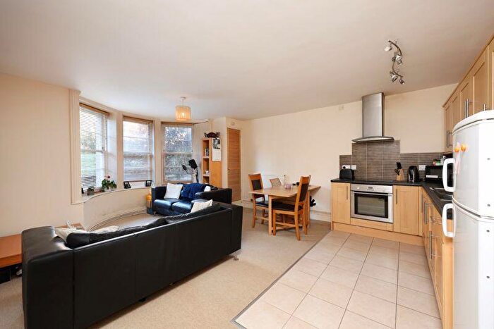 1 Bedroom Apartment For Sale In Apsley Road | Clifton, BS8