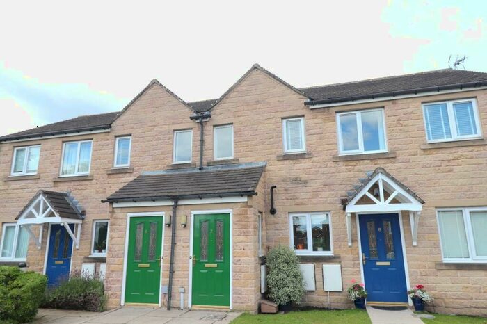 2 Bedroom Flat To Rent In Clifton Mews, Pudsey, West Yorkshire, Uk, LS28