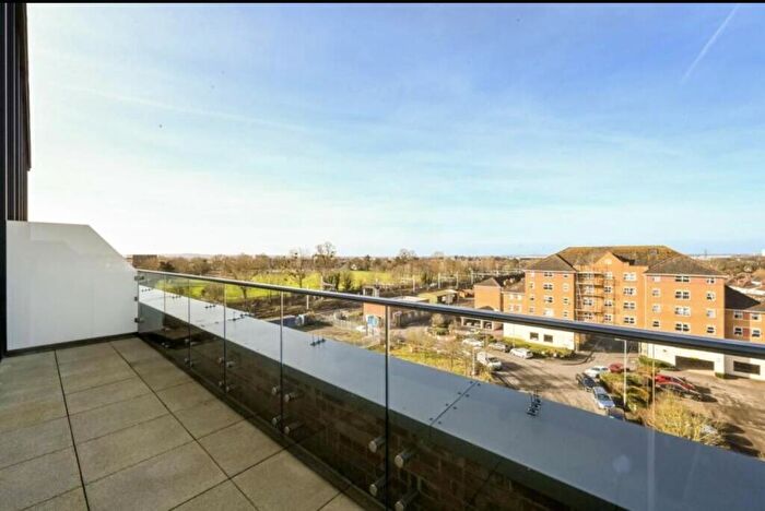 2 Bedroom Apartment To Rent In The Factory, Memorial Avenue, Slough, SL1
