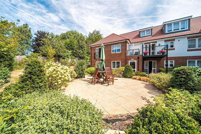 1 Bedroom Flat For Sale In Station Road, Orpington, BR6