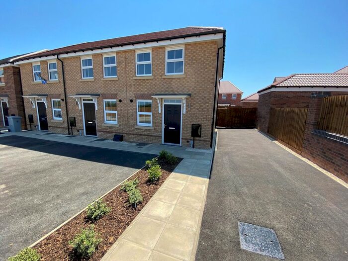 2 Bedroom End Of Terrace House To Rent In Hopper Road, Bourne, PE10