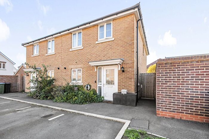 3 Bedroom Semi-Detached House For Sale In Potters Way, North Bersted, PO21