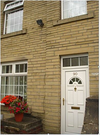 1 Bedroom Terraced House To Rent In Halifax Old Road, Huddersfield, HD2