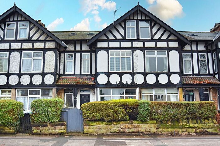 2 Bedroom Flat For Sale In Skipton Road, Harrogate, HG1