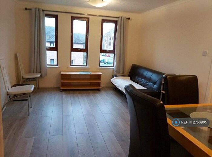 2 Bedroom Flat To Rent In Garriochmill Road, Glasgow, G20
