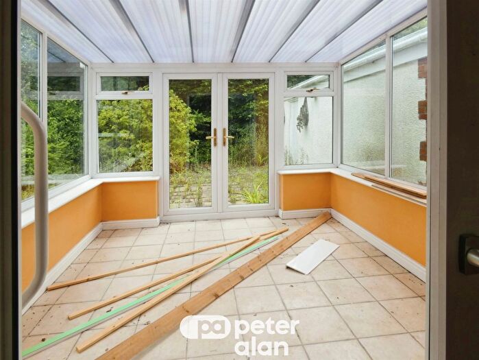2 Bedroom Detached Bungalow For Sale In Brynffynon Close, Aberdare, CF44
