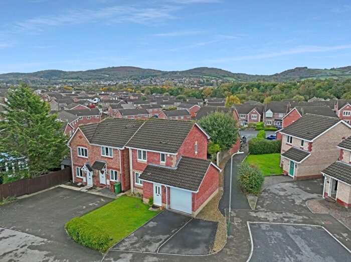 3 Bedroom Detached House For Sale In Clos Cwm Garw, Caerphilly, CF83