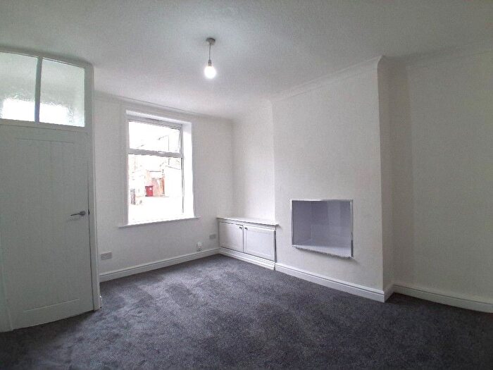 2 Bedroom Terraced House To Rent In Oak Street, Burnley, Lancashire, BB12