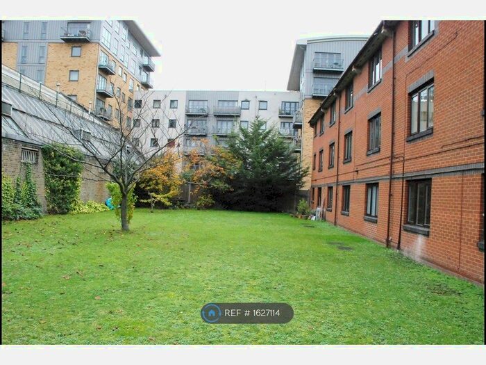 2 Bedroom Flat To Rent In Wrexham Road, London, E3