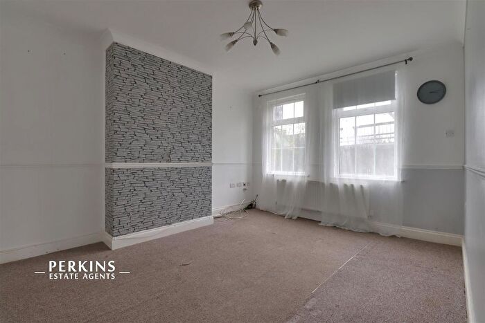 2 Bedroom Maisonette To Rent In The Close, Harrow, HA2