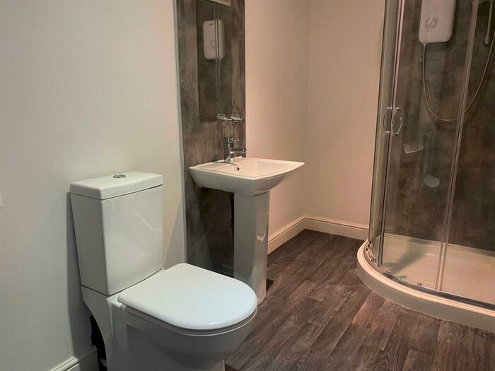 5 Bedroom Private Hall To Rent In Flat, Pitt Street, Lancaster, LA1