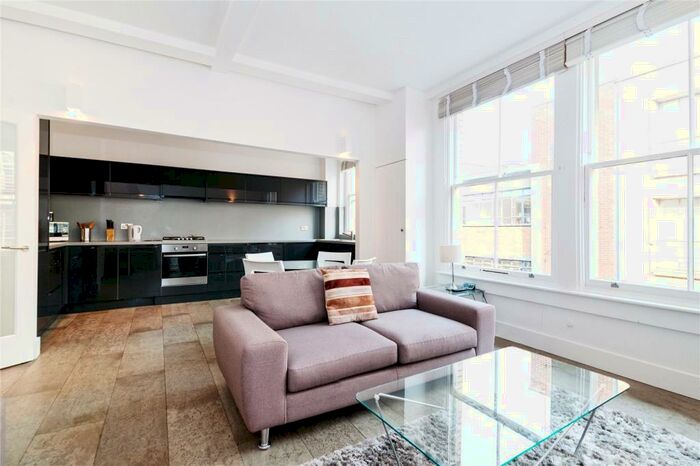 3 Bedroom Apartment To Rent In Great Sutton Street, London, EC1V