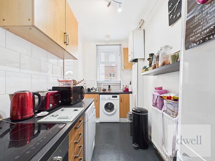 2 Bedroom Terraced House To Rent In South Street, Morley, LS27