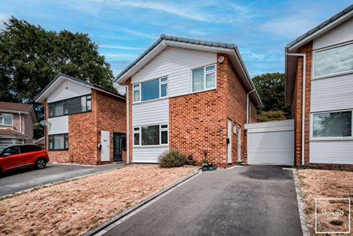 4 Bedroom Detached House For Sale In Niall Close, Birmingham, B15