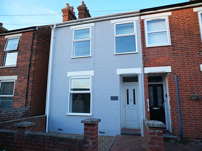 4 Bedroom Semi-Detached House To Rent In Carr Avenue, Leiston, IP16