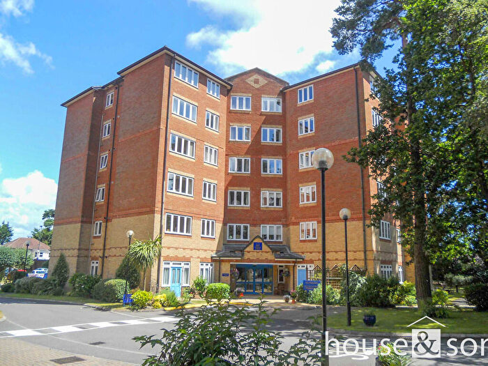 1 Bedroom Apartment For Sale In Melton Court, Lindsay Road, Branksome Park, Poole, BH13
