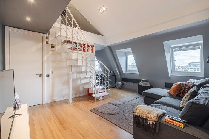 1 Bedroom Flat To Rent In Dufours Place, London, W1F